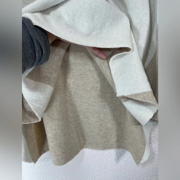 Note di Anita Merino Wool/Cashmere Blend Sweater Poncho Women’s OS Italy Neutral - Picture 8 of 10